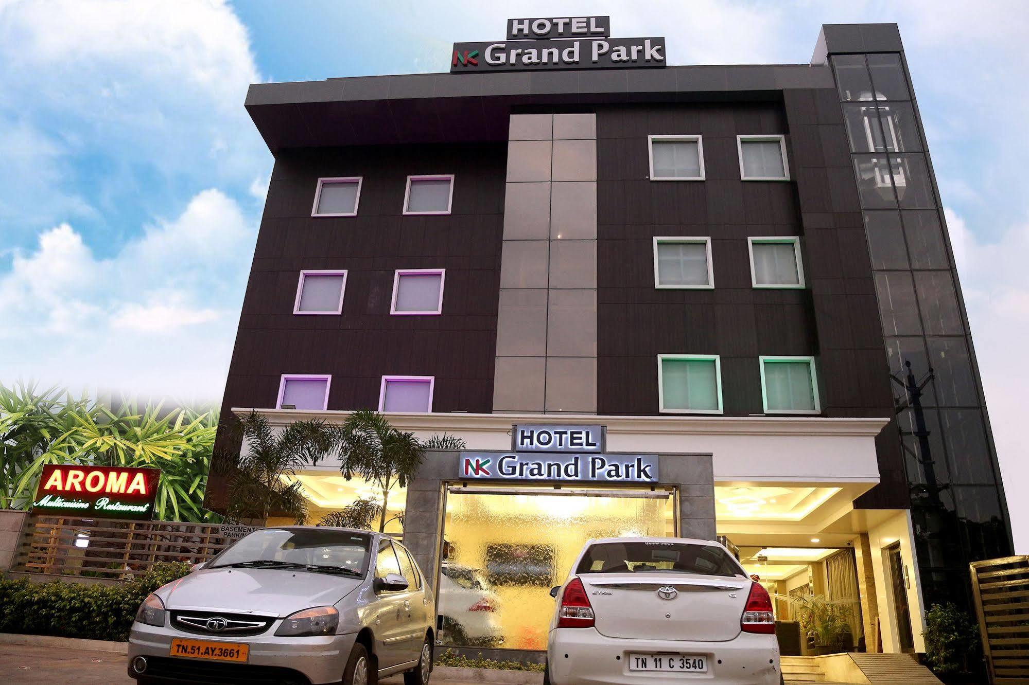 Hotel Nk Grand Park Airport Hotel Chennai Esterno foto
